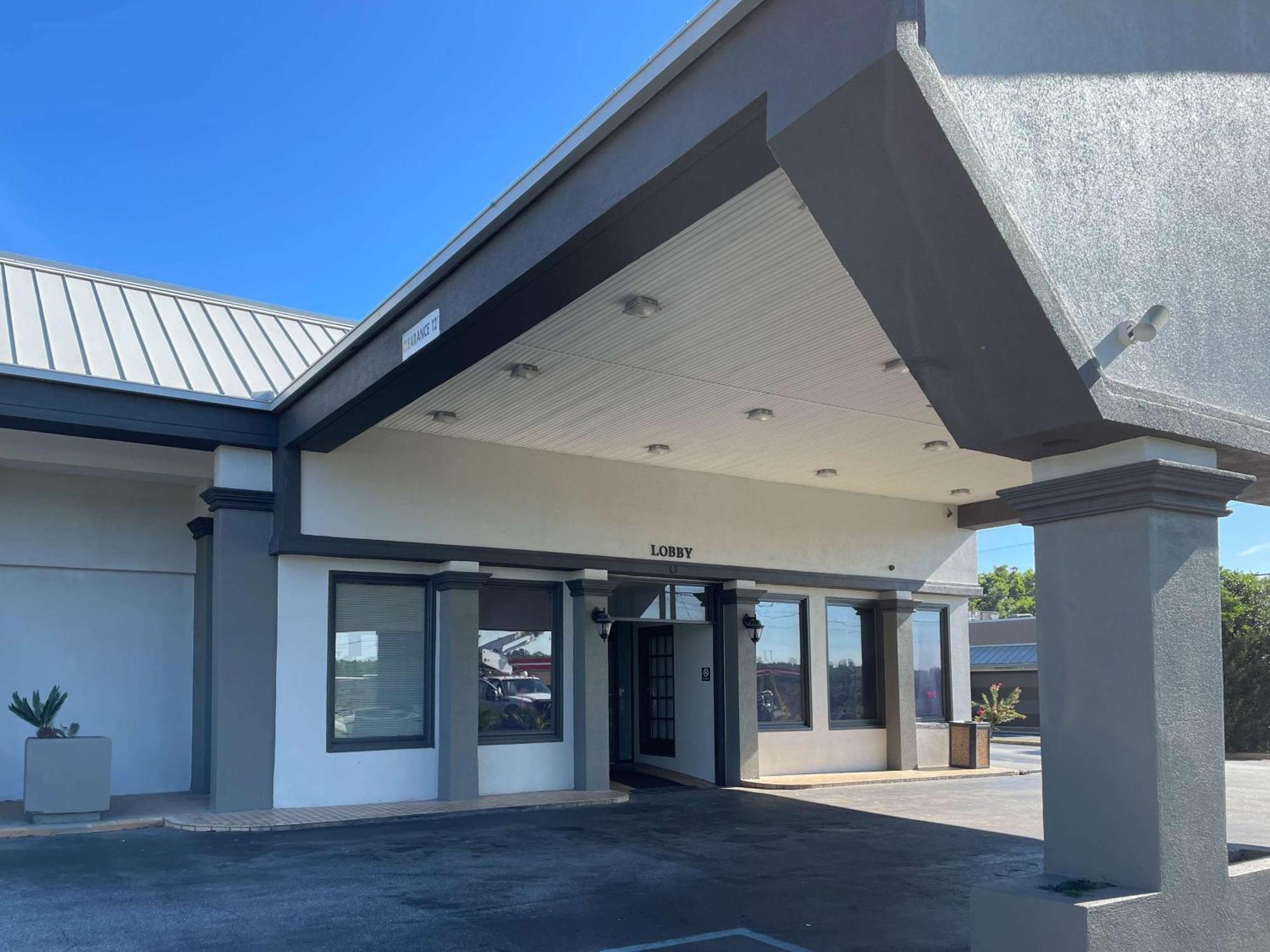 Motel 6 Opelika Al Exterior foto